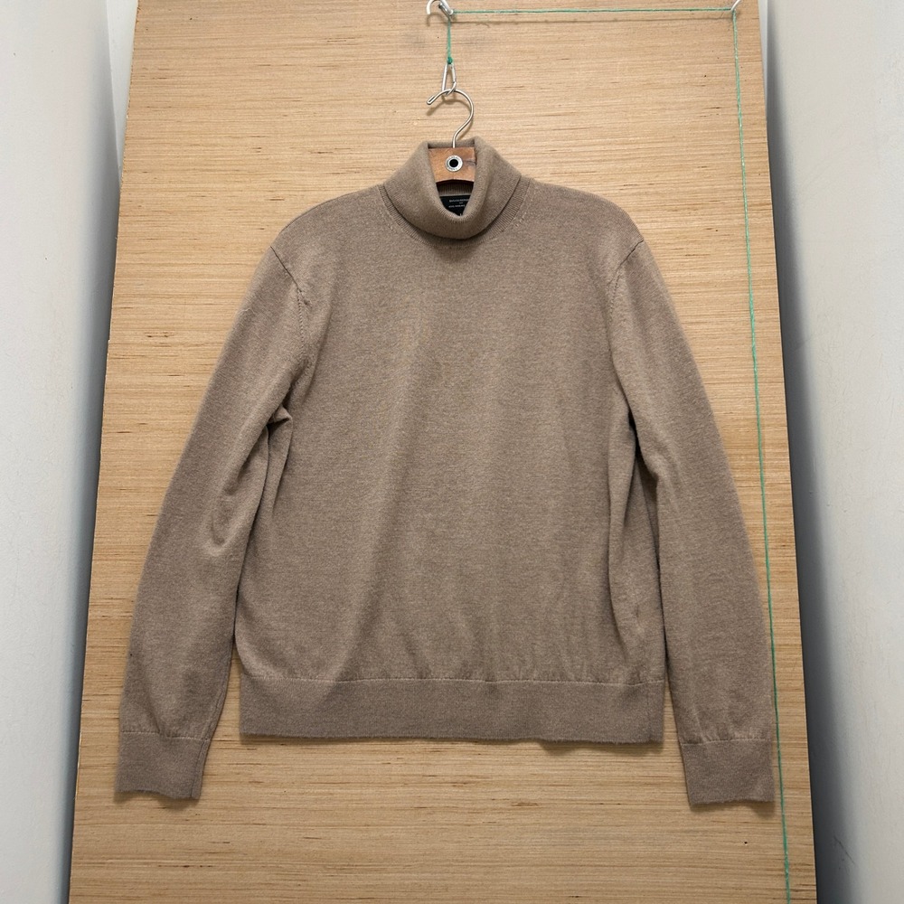 Banana Republic Mens Tan 100% Merino Wool Turtleneck Sweater Large 7720